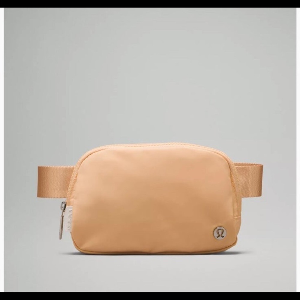Lululemon Athletica Summer Glow Belt Bag 1L